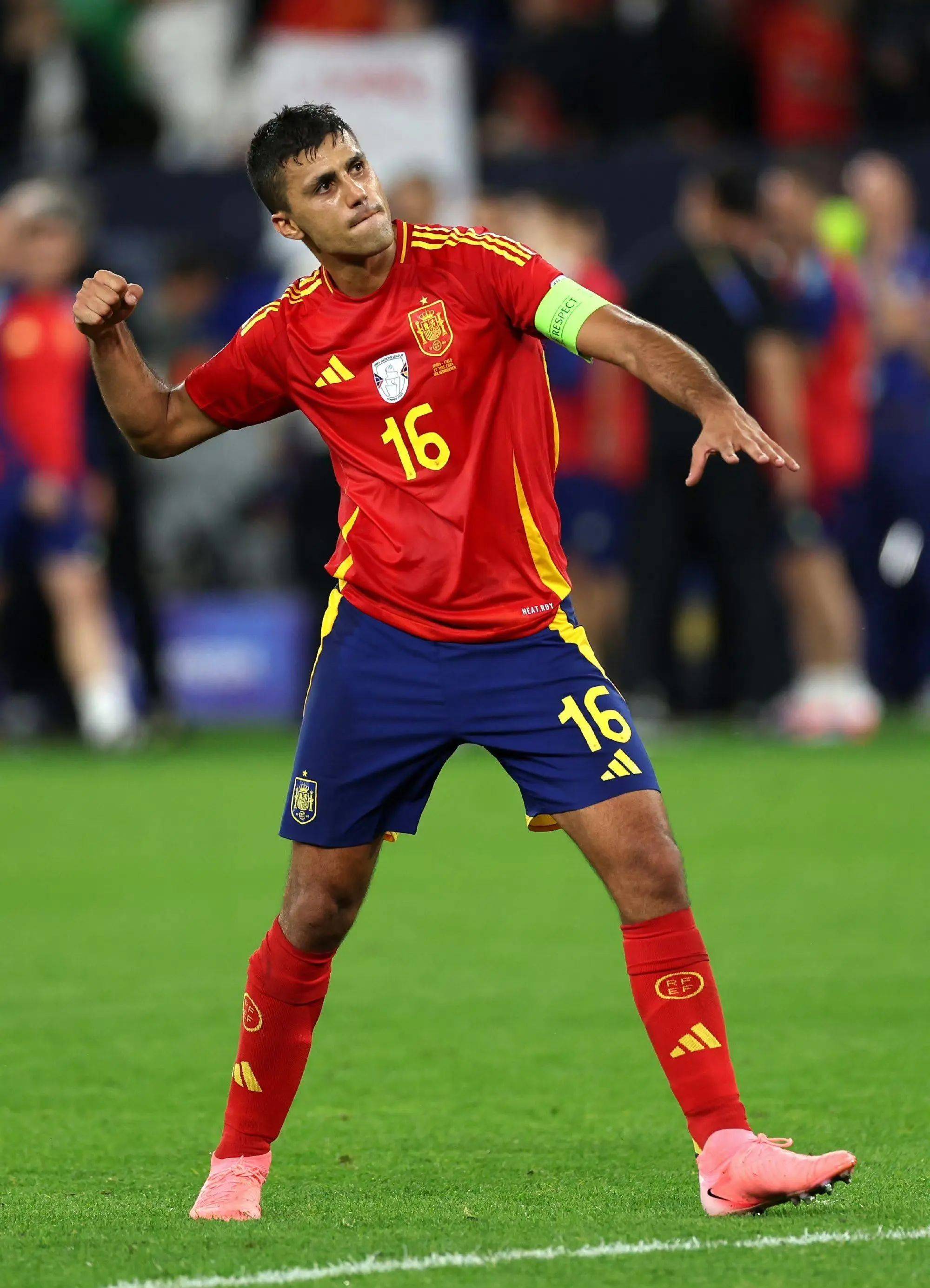 国际比赛日西甲焦点战，切尔西战术微调，气氛紧张，心理建设被强调(美国和日本最惨烈的战争)